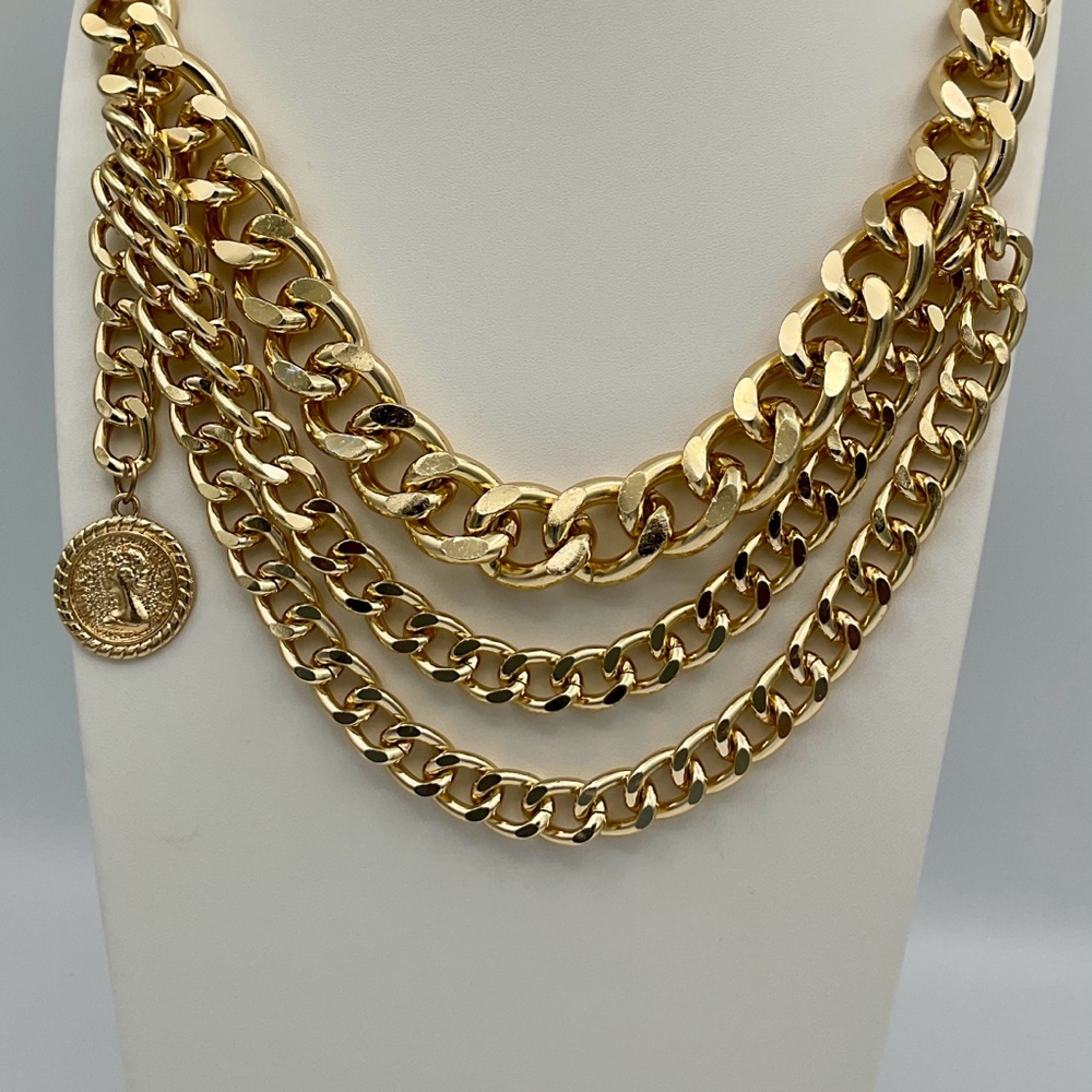 Gold Chain Belt with Medallion - Lightweight, 30-35” As Seen On… 90 Day Fiancé